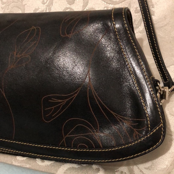 Furla leather shoulder bag.  Excellent Condition.  Flawless. - Picture 15 of 16